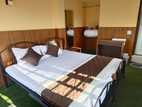 Sri Vrindavan Guest House Bed and Breakfast in Darjeeling
