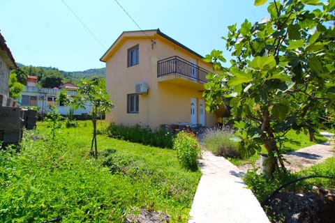 Apartments Stevan Country House in Podgorica Municipality, Montenegro