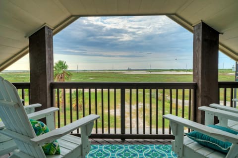 Blue Crush by AvantStay Golf Cart Zone Sauna Casa in Port Aransas