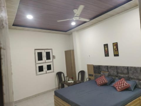 Atithyam Homes, Mahadev ki nagri Urlaubsunterkunft in Varanasi