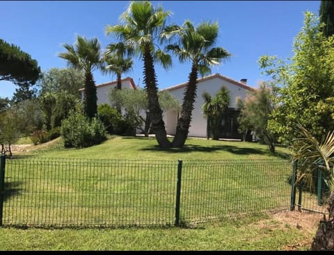 Villa Lirou House in Béziers