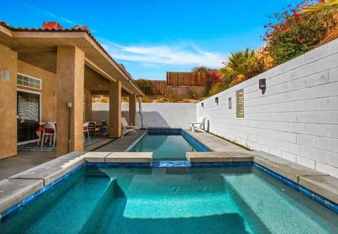 Hot Tub, Swimming pool