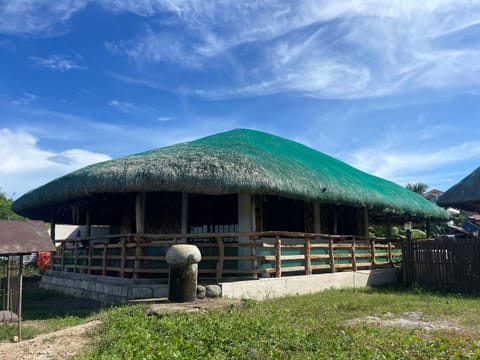 Maria Kulafu Kubo House Kinamaligan beside Eglin Gas Station Villa in Bicol