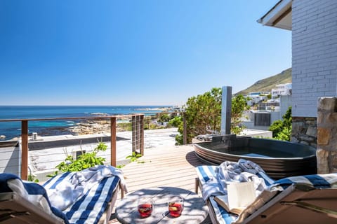 Patio, Hot Tub, View (from property/room), Balcony/Terrace, Living room, Seating area, Mountain view, Sea view