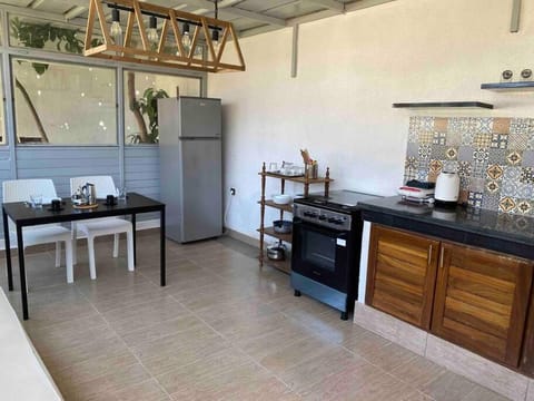 Logement entier et indépendant dans villa. E Condominio in Rabat