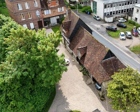 Manoir des Pavements Apartment in Lisieux