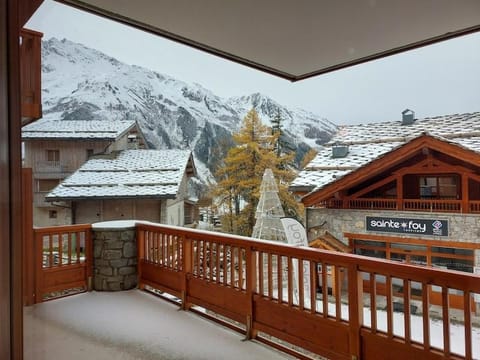 Natural landscape, Winter, Balcony/Terrace, Mountain view