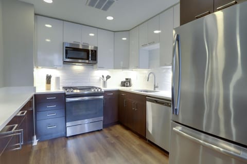 Great Condo for a Comfortable Stay @Crystal City Condo in Crystal City