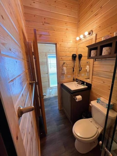 091 Star Gazing Tiny Home near Grand Canyon South Rim Sleeps 8 House in Grand Canyon National Park