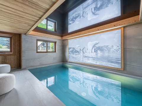 Chalet de luxe à 2 pas des pistes avec piscine, sauna et salle de sport - FR-1-569-134 Chalet in Megève