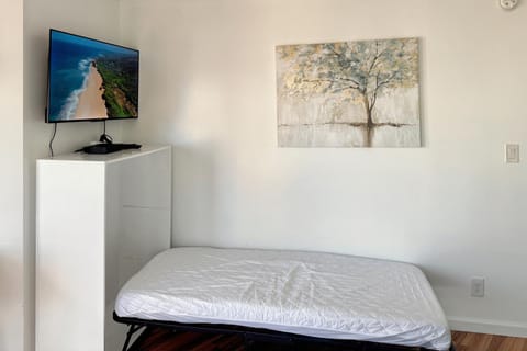 TV and multimedia, Bedroom