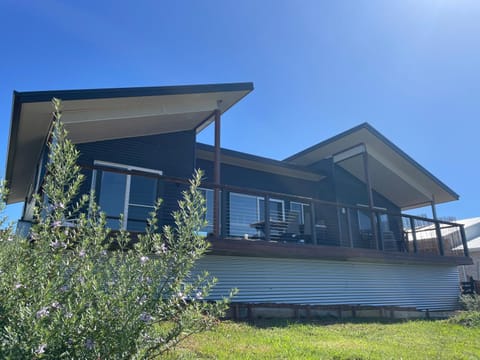 Sapphire Lodge House in Bermagui