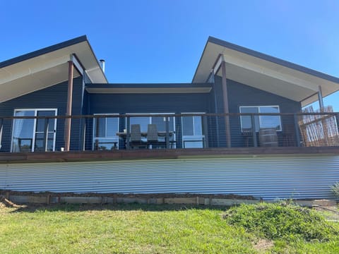 Sapphire Lodge House in Bermagui