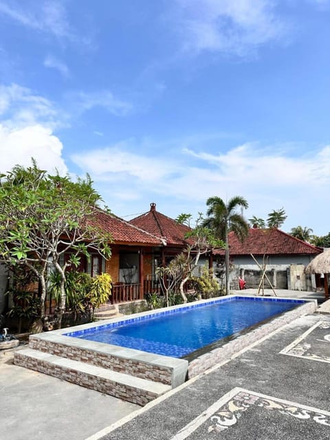 Krisna Bungalows and Restaurant Campground/ 
RV Resort in Central Sekotong