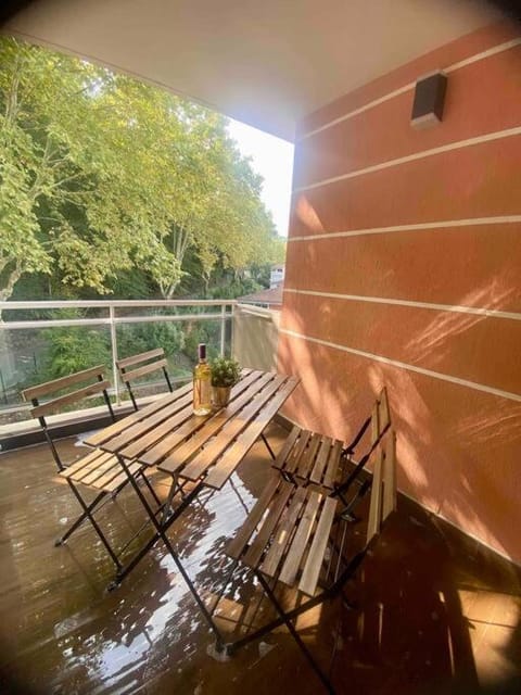 Appartement avec garage et terrasse avec piscine et tennis dans la résidence Apartment in Cagnes-sur-Mer