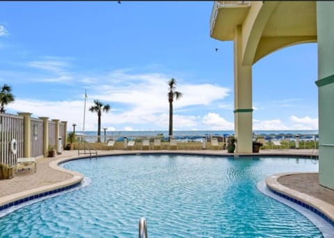 Pool view, Sea view, Swimming pool