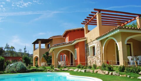 Facade/entrance, Garden view, Pool view, Swimming pool