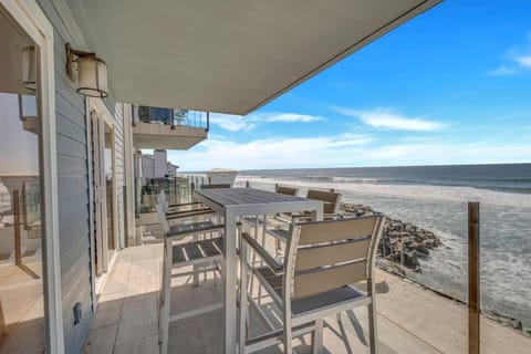 Patio, Sea view