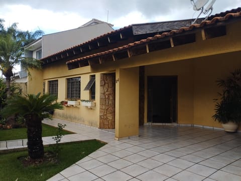 Aero Hostel Vacation rental in Londrina