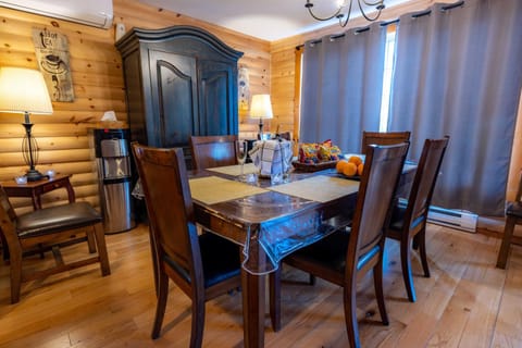 Cottage Donat-Ella Chalet in Saint-Donat