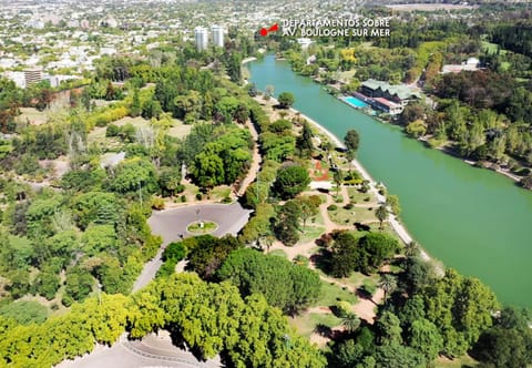 Del Parque - Dptos. frente al Parque Gral. San Martín a 100 mts del Lago Apartment in Mendoza