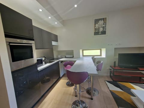 TV and multimedia, Kitchen or kitchenette, Seating area, minibar, oven