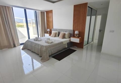Luxury Penthouse with Private Pool, Ocean, City & Mountain view 6 Pers 2 BR Condo in Cape Verde