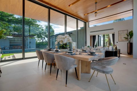 Botanica Foresta 4BDR Ultra Luxury Villa with Pool Villa in Choeng Thale