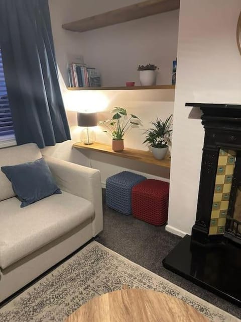 Revamped Holywood town centre house Appartement in Belfast