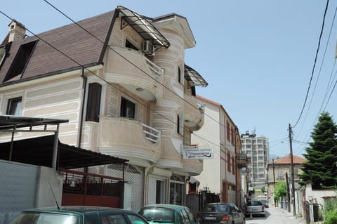 Central Exclusive Apartment/Penthouse Apartamento in Bitola