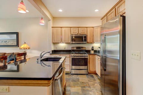 Kitchen or kitchenette, dishwasher, minibar, pet friendly, stove, toaster