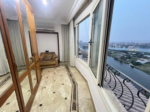 Luxury Villa By The Nile Apartment in Cairo Governorate