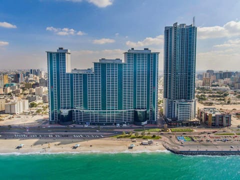 Property building, Beach, Sea view, Swimming pool