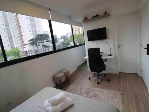 Apto todo novo e bem localizado! Apartamento in Curitiba