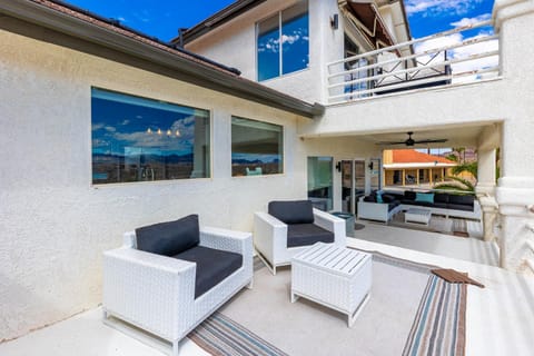 LakeView Home Minute From New Launch With Pool And Spa Condominio in Lake Havasu City