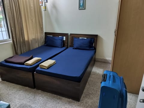 A & P Apartments Bed and Breakfast in Thane