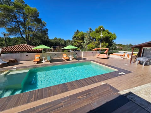 Balcony/Terrace, Pool view, Swimming pool