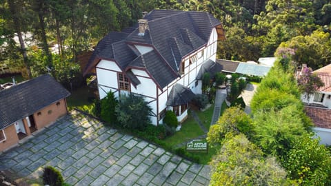 Property building, Bird's eye view, Garden view