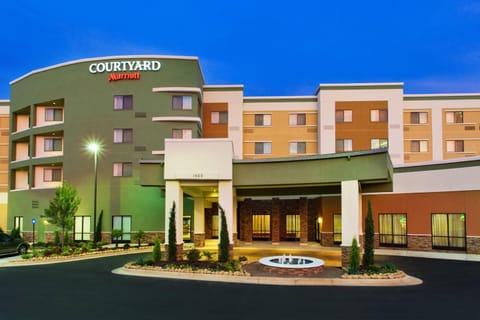Courtyard by Marriott Columbus Phenix City Hotel in Phenix City