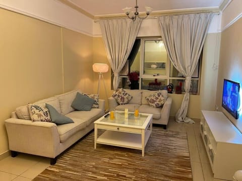 deluxe apartment closed to beach Apartment in Al Sharjah