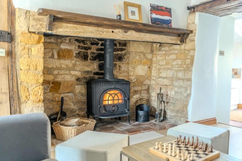 Living room, fireplace