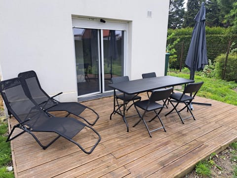 Patio, Garden, Garden, Balcony/Terrace