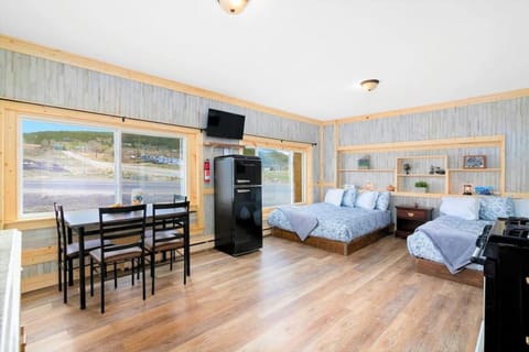 12Private Room with Kitchen Dog Friendly Leadville Condominio in Leadville