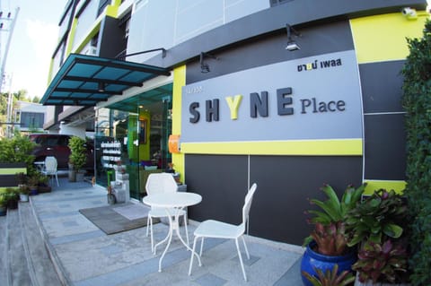 Shyne Place Hotel in Phuket