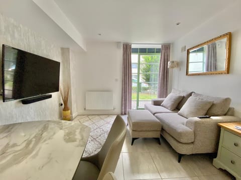 Cosy 1 bed “pied-a-terre” Apartment in Northampton
