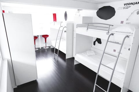 Bed, Photo of the whole room, Bedroom, bunk bed