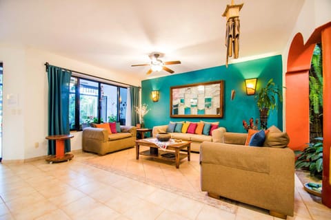 NEW Marina Vallarta Villa with Heated Pool and Golf View Haus in Puerto Vallarta