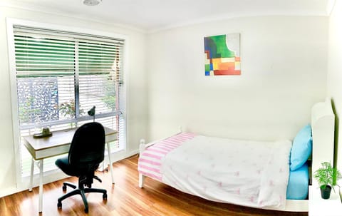PRIVATE ROOM 1 and PRIVATE ROOM 3 beside Monash University in Clayton Bed and Breakfast in City of Monash