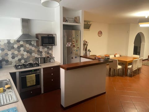 Prince Guest House Guidonia Montecelio, Colleverde Appartement in Rome