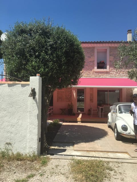 Property building, Parking